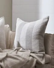 © Bannockburn cushion taupe