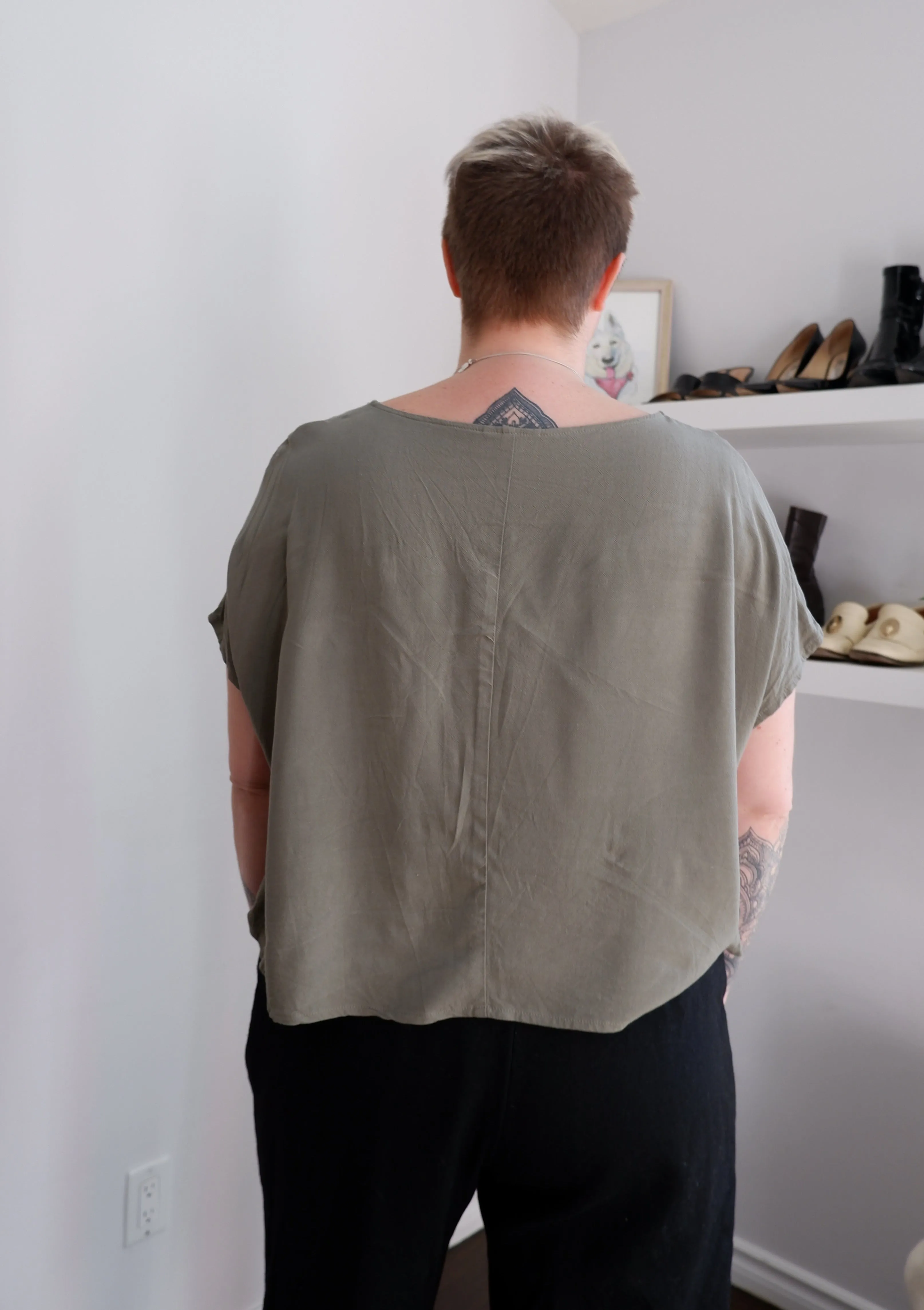 Amanda Moss Breezy Crop in Sage - L