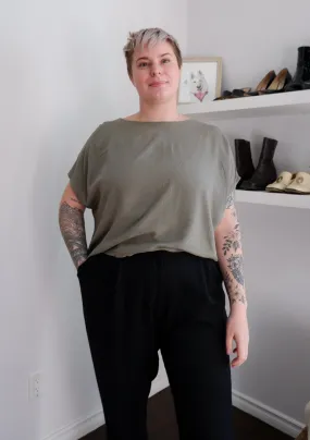 Amanda Moss Breezy Crop in Sage - L