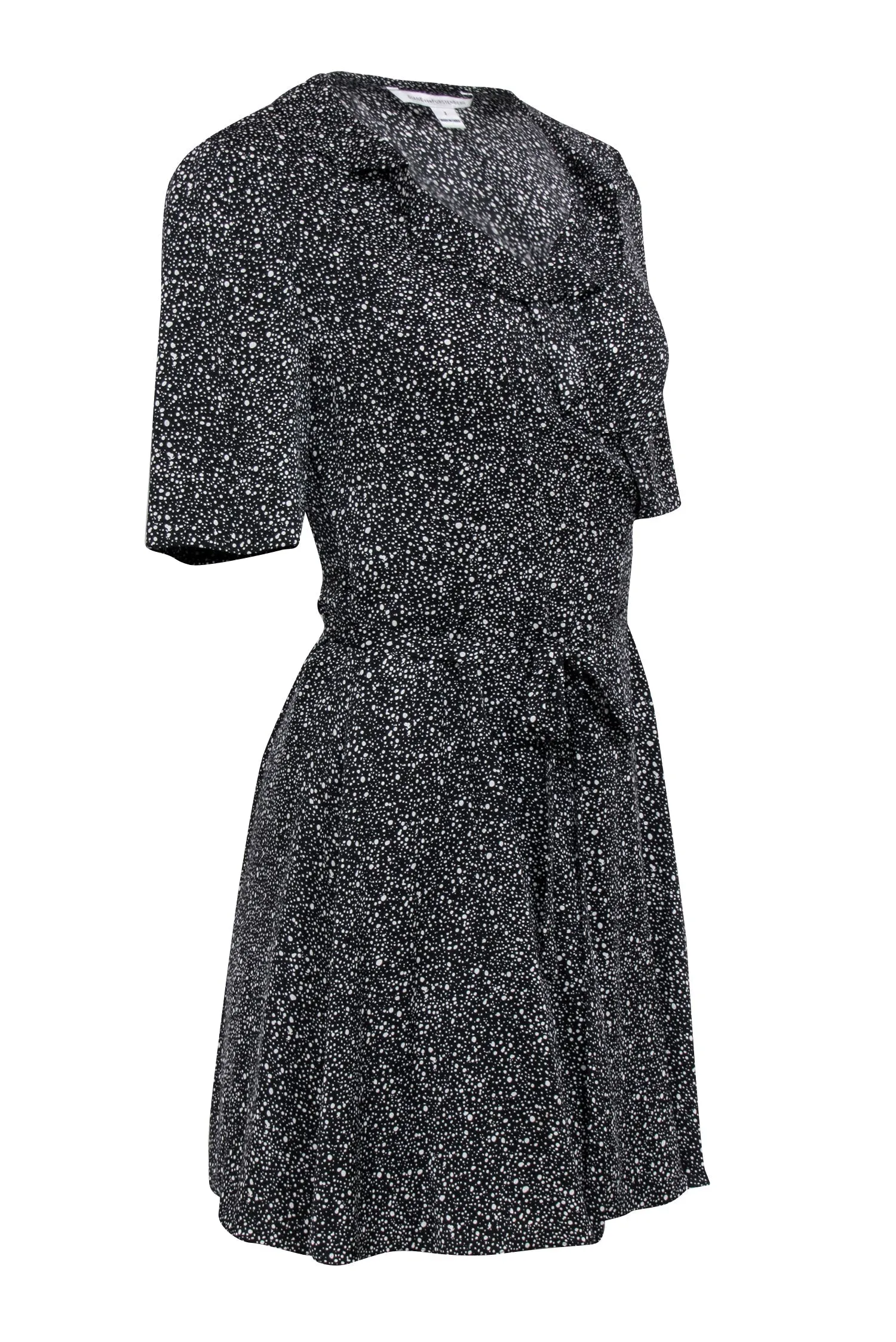 Diane von Furstenberg - Black & White Spotted Silk Wrap Dress Sz 2