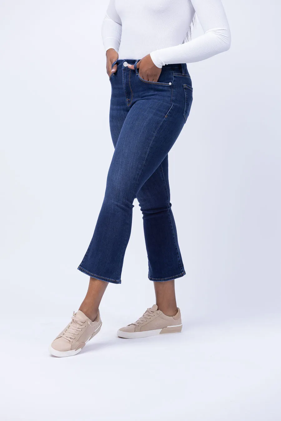Frame Le Crop Mini Boot in Majesty