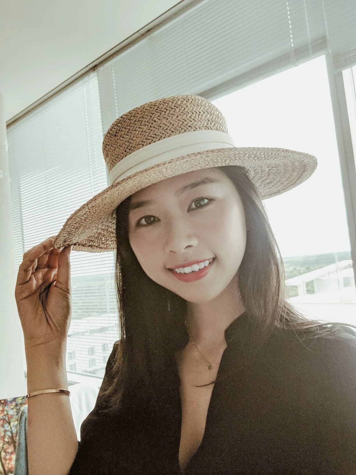 Summer Hat, Adjustable Size w. White or Black Band | Summer Collection