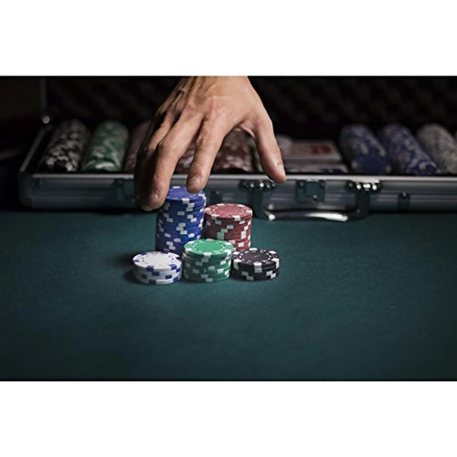 Texas Hold 'em Clay Poker Chip Set with Aluminum Case, 500 Striped Dice Chips